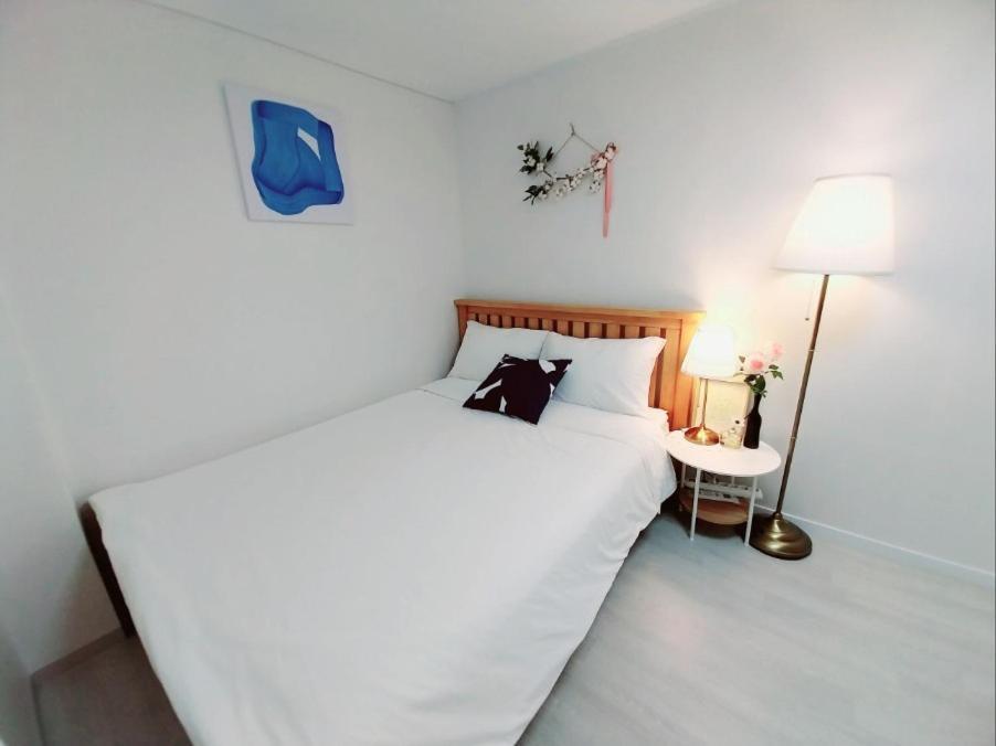 The Memory Apartment